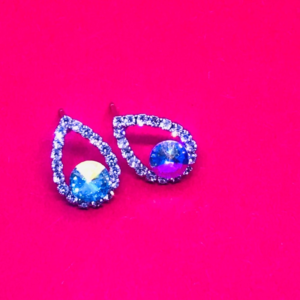 Fashion women earrings shining